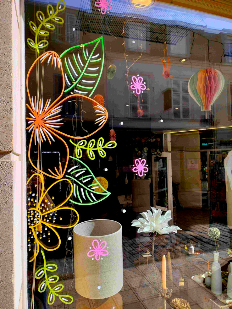 Vitrine de printemps colorée