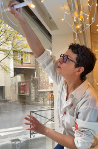 Lire la suite à propos de l’article Vitrine de Noël 2025 pour Tui Store Lourmel